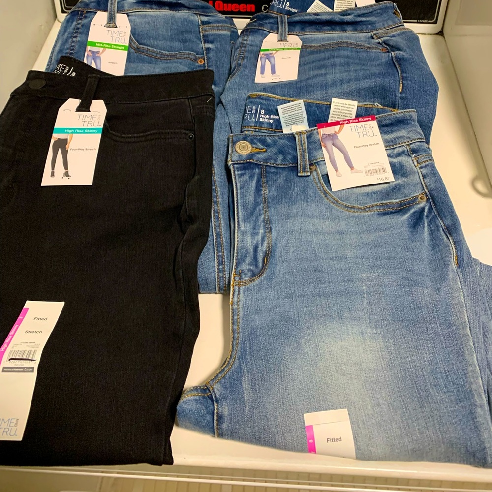 Time and Tru Jeans bundle size 8 women NWT